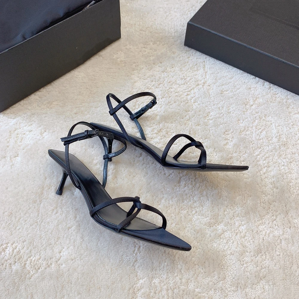 Роскошные дизайнерские туфли с – обзор и цена Women'S Shoes Clogs