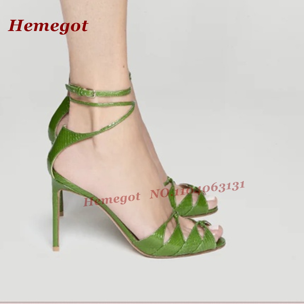 Зеленые сандалии с ремешками и – обзор и цена Women'S Shoes Clogs
